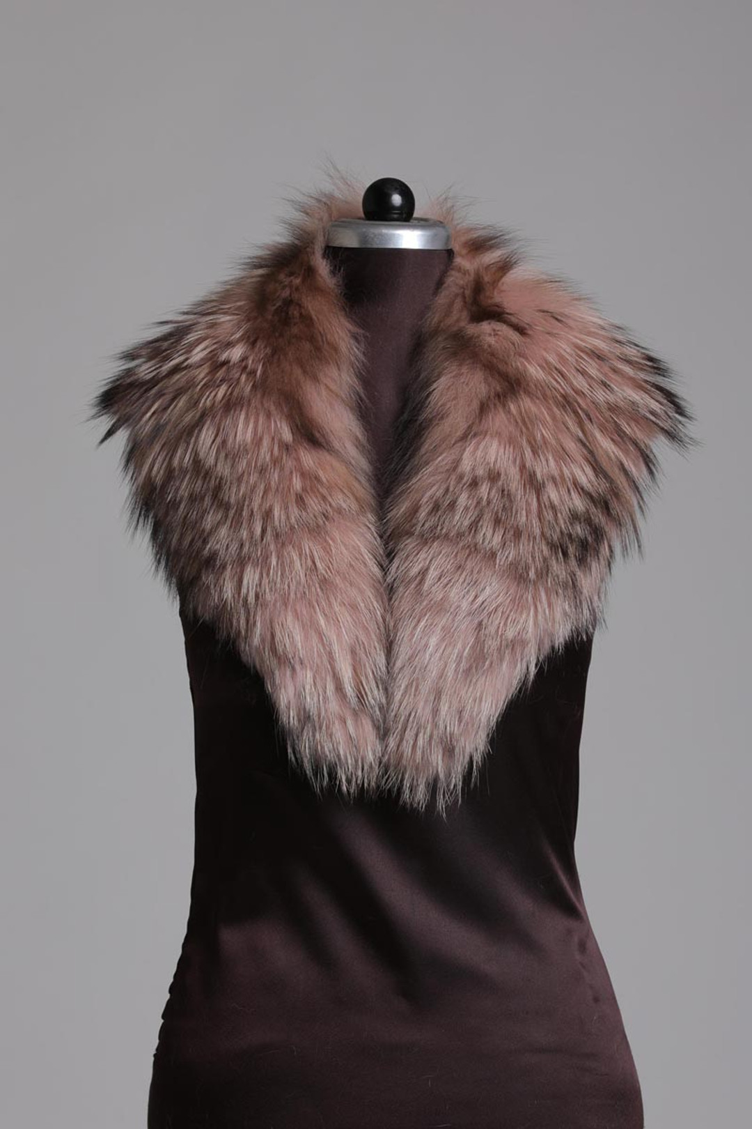 Feathered Crystal Fox Fur Collar Feathered Crystal Fox Fur Collar