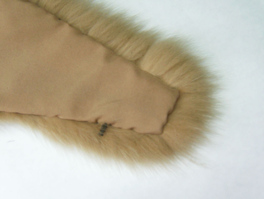 Beige  Fox  Fur  Collar Beige  Fox  Fur  Collar