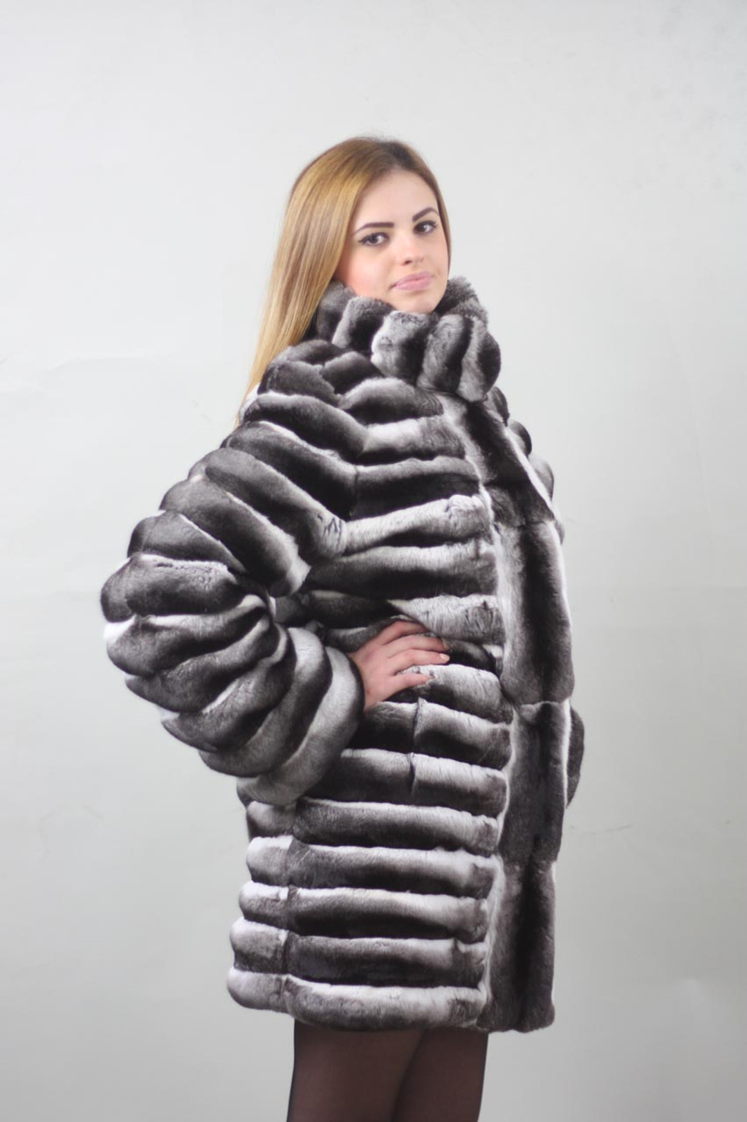 Mid Hip Chinchilla Fur Coat Stand Up Collar Mid Hip Chinchilla Fur Coat Stand Up Collar
