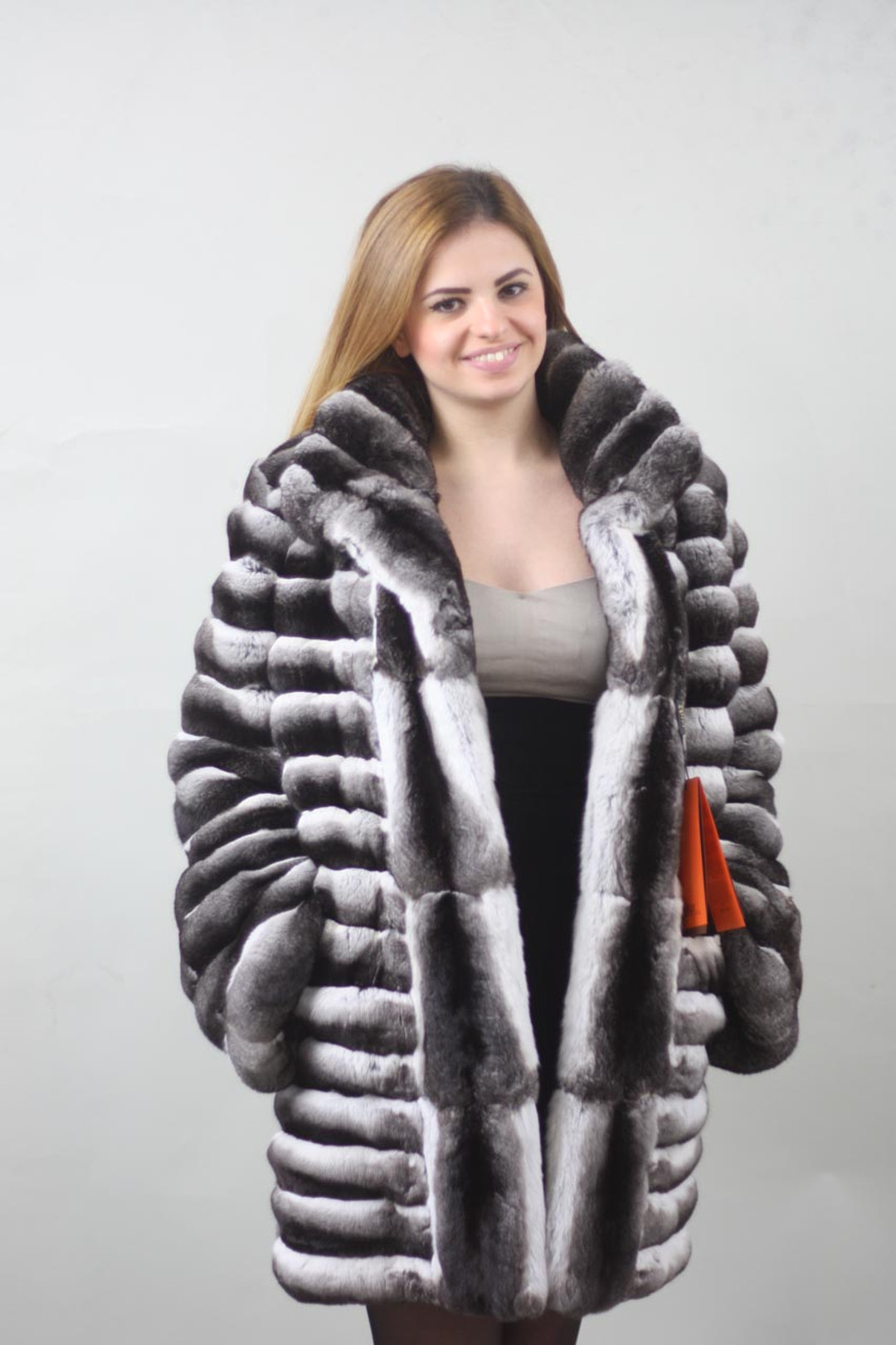 Mid Hip Chinchilla Fur Coat Stand Up Collar Mid Hip Chinchilla Fur Coat Stand Up Collar