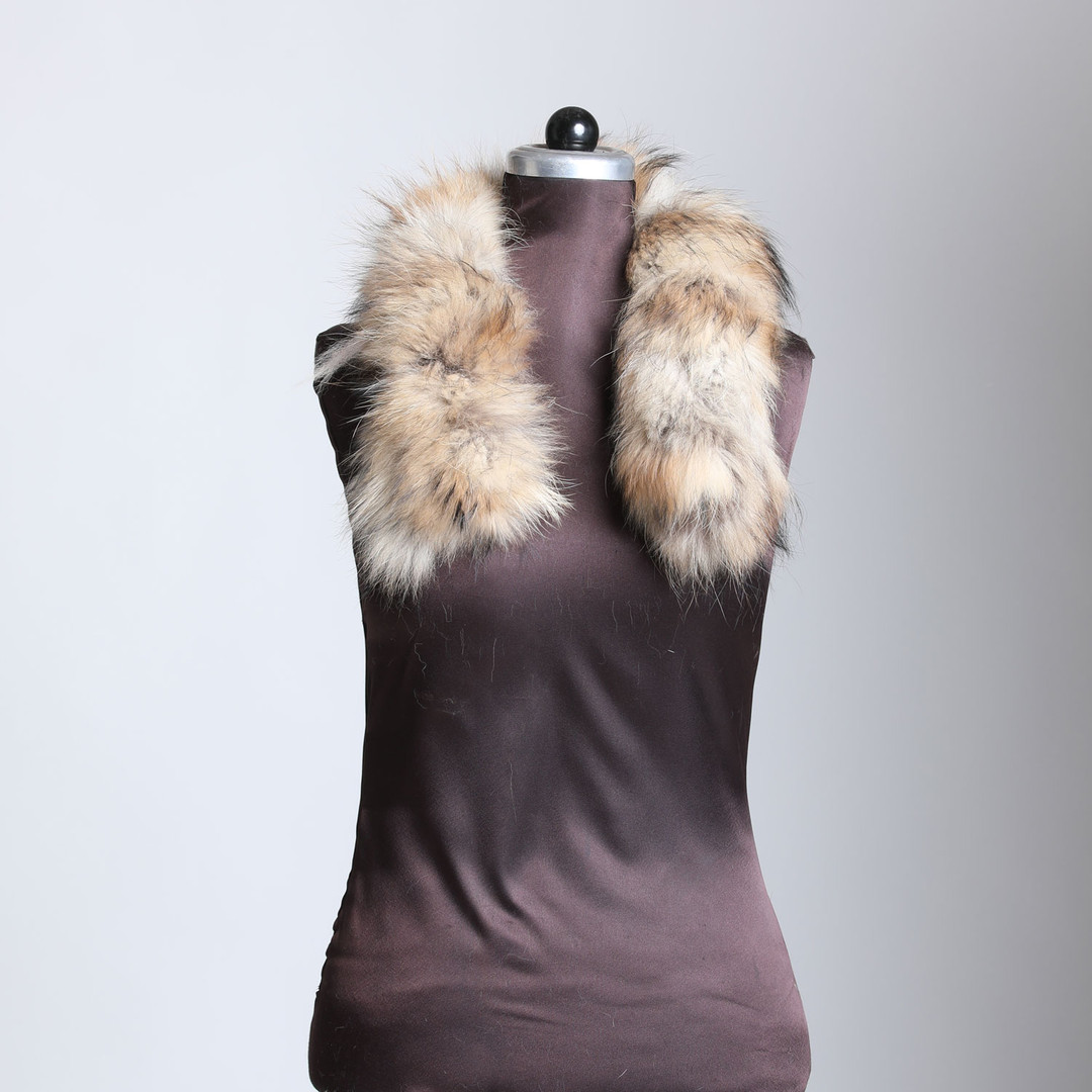 Crystal Fin Raccoon Trim