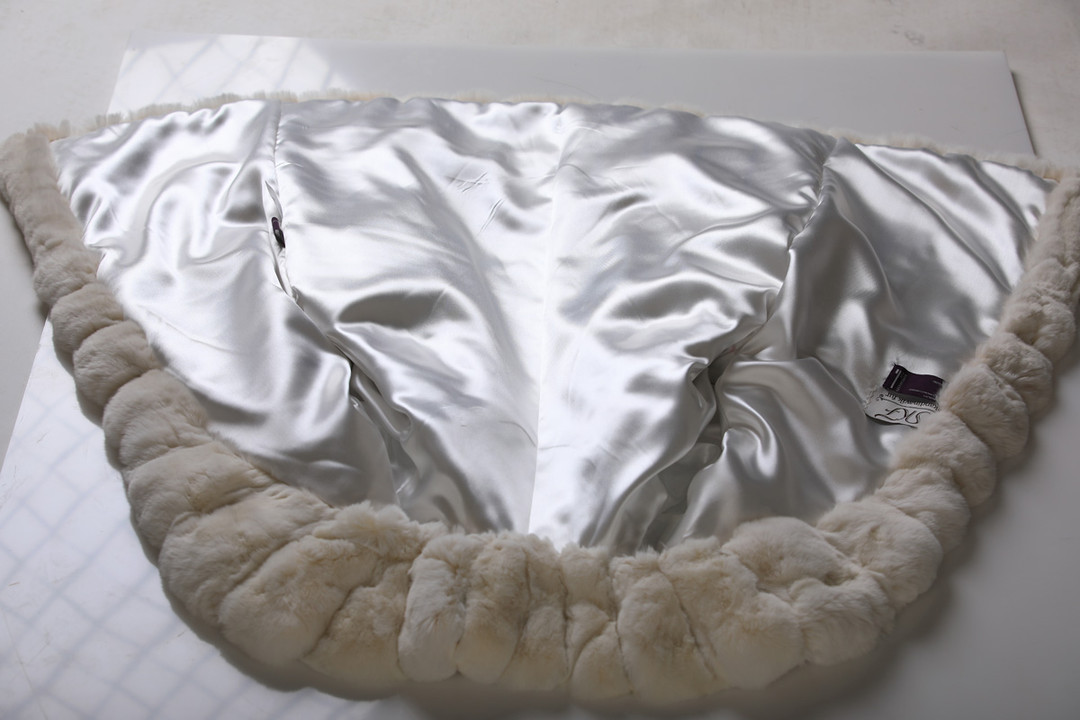 Off White Chinchilla Fur Coat Off White Chinchilla Fur Coat