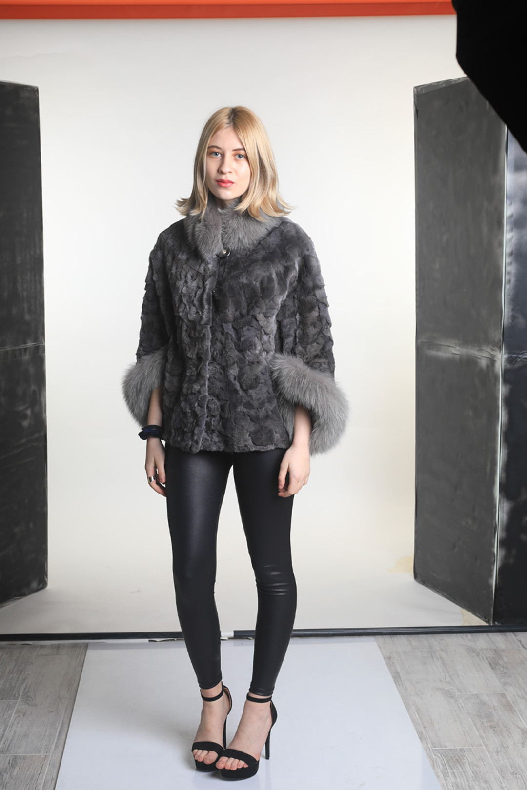 Gray Sculpted Mink Fur Cape With Fox Trim Gray Sculpted Mink Fur Cape With Fox Trim