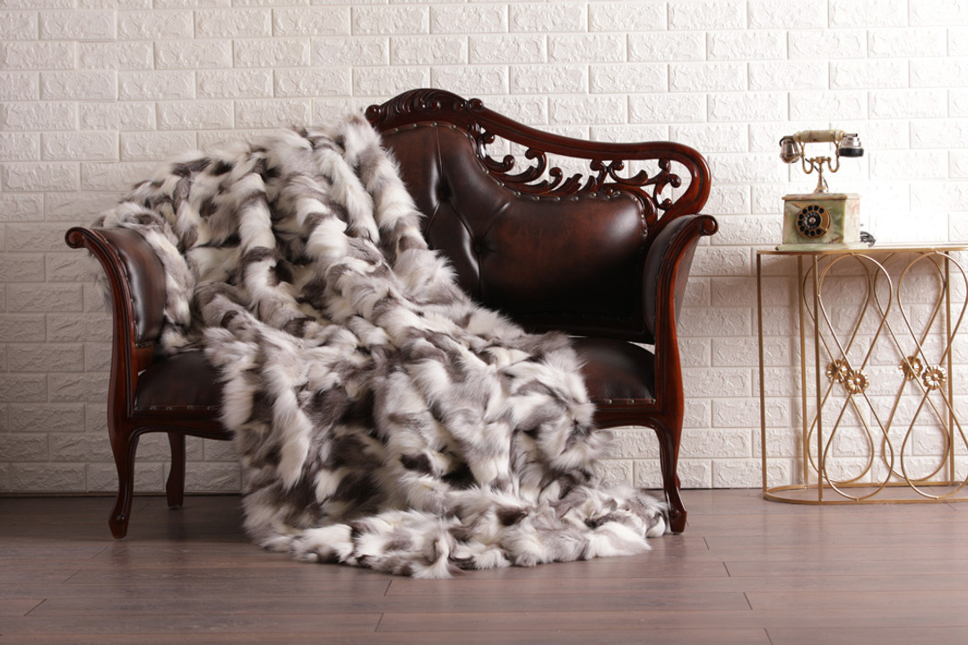 Platinum Fox  Fur Fur Blanket Throw Cover Platinum Fox  Fur Fur Blanket Throw Cover