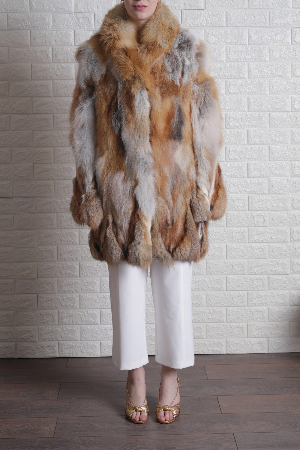 Mid Length Red Fox Fur Coat Shawl Fox Collar M | SKANDINAVIK FUR