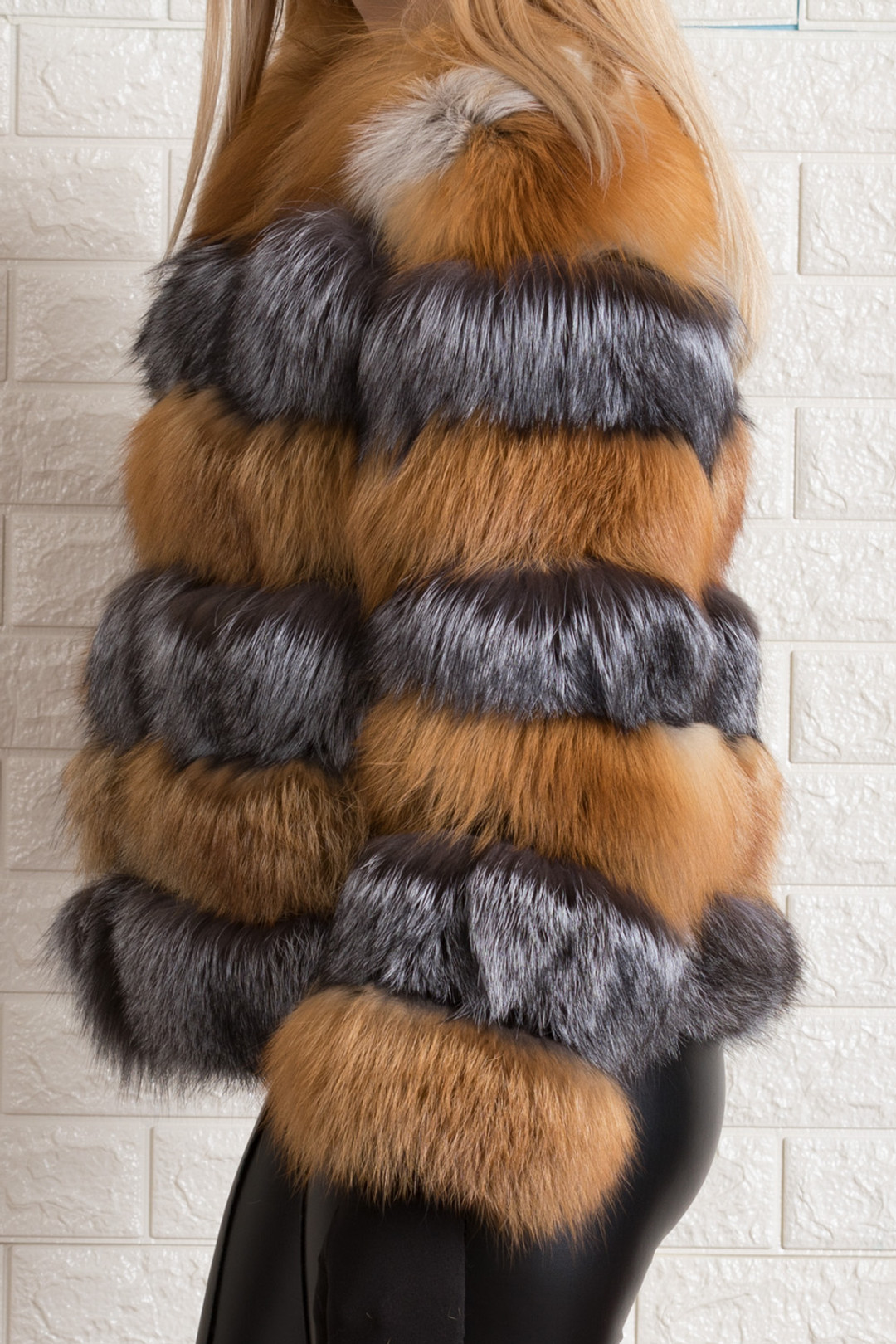 Collarless Red Silver Fox Fur Coat Collarless Red Silver Fox Fur Coat