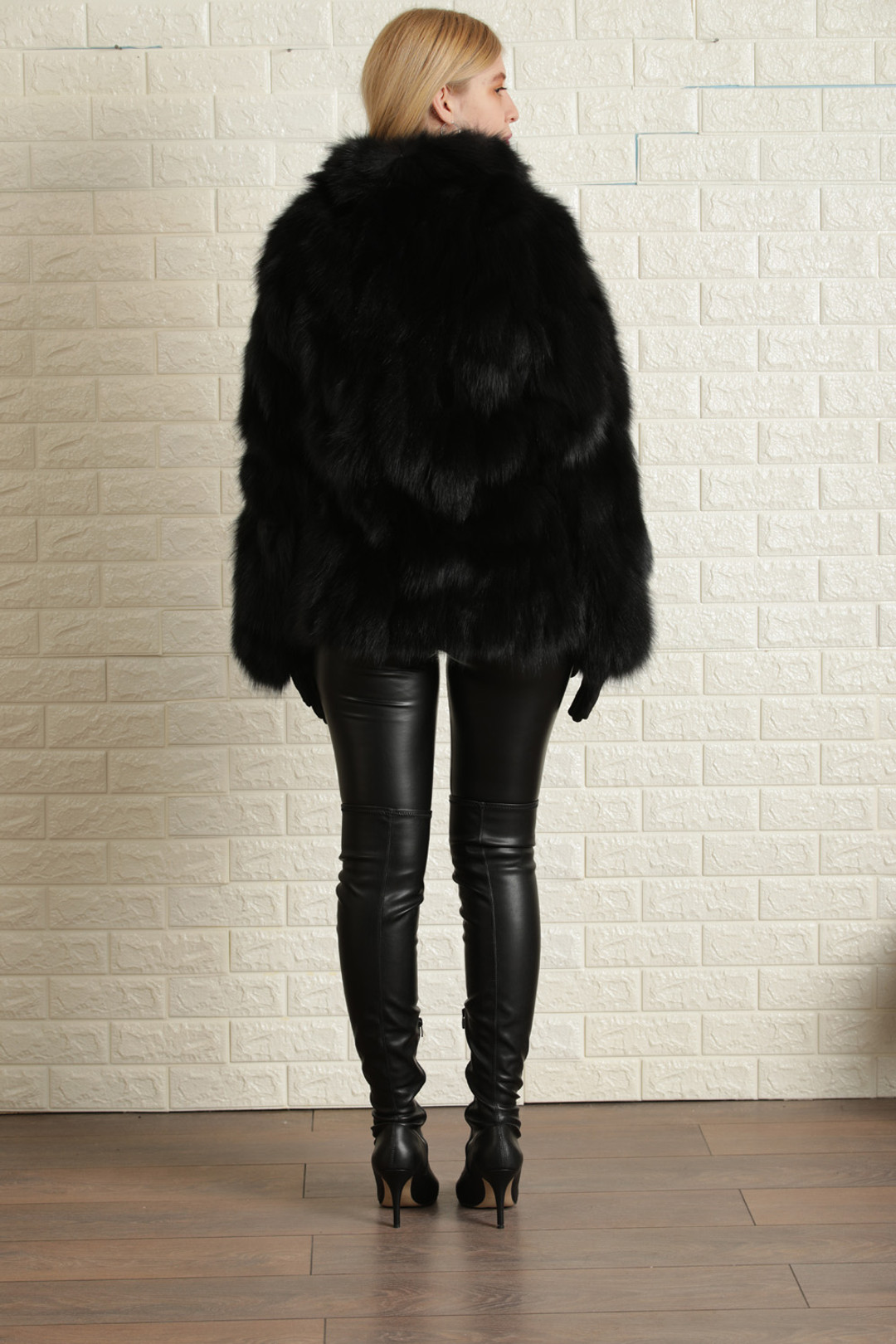 Black Fox Fur Coat Leather Straps M Black Fox Fur Coat Leather Straps M