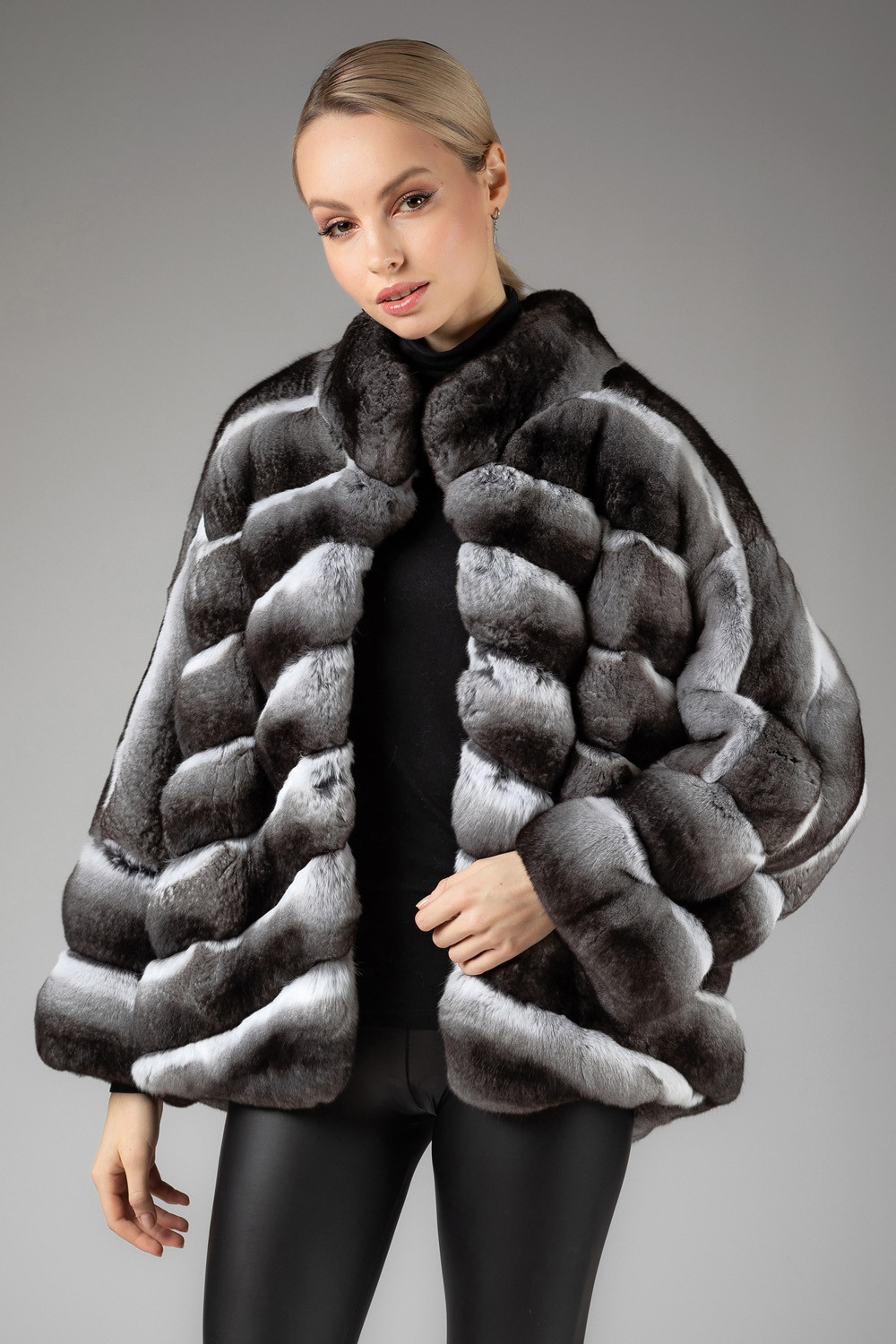 short chinchilla fur coat rounded colar| SKANDINAVIK FUR