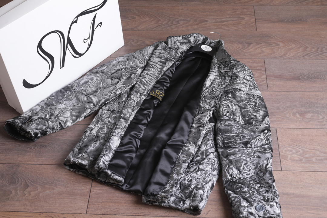 Men's Silver Swakara Lamb Fur Coat  Size Men's Silver Swakara Lamb Fur Coat  Size