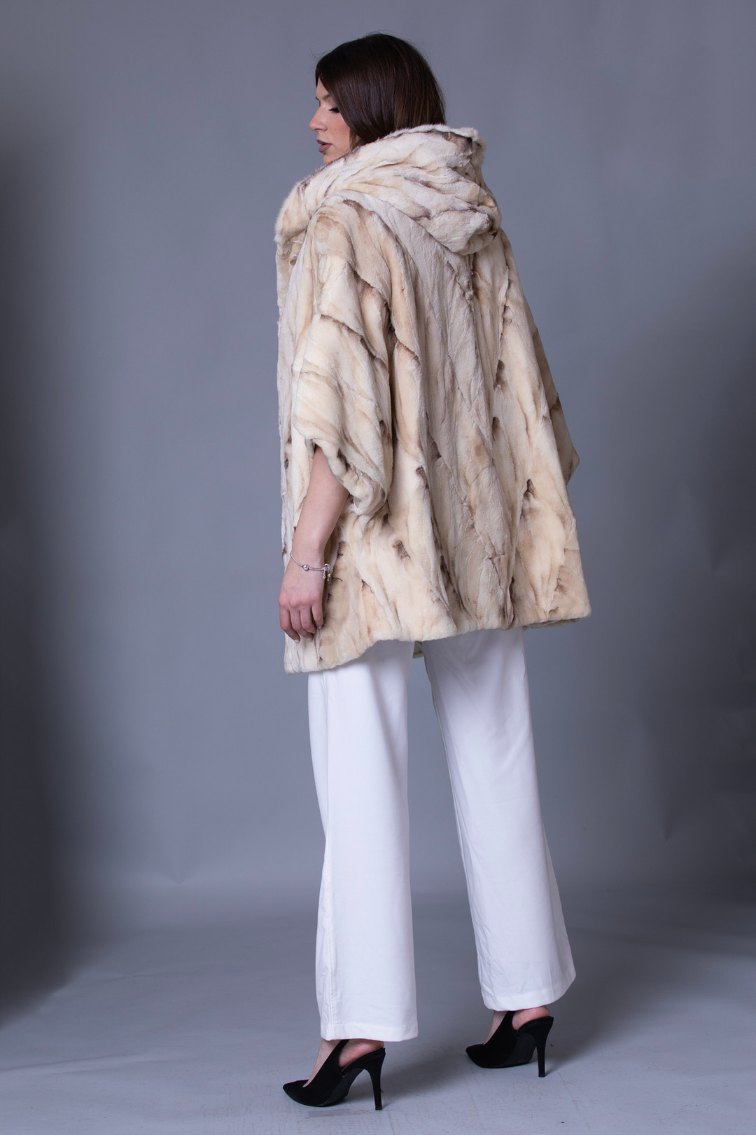 Oversized Mink Fur Cape Demetra