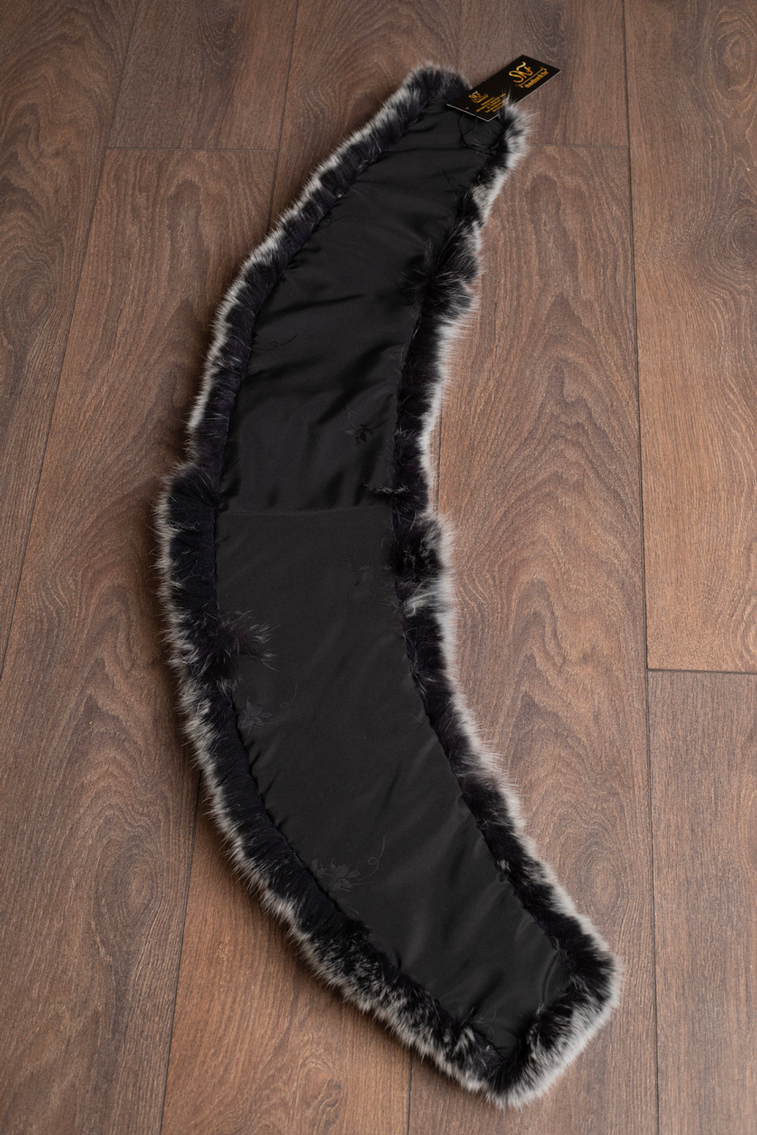 Snow Tap Fox Fur Collar  Snow Tap Fox Fur Collar