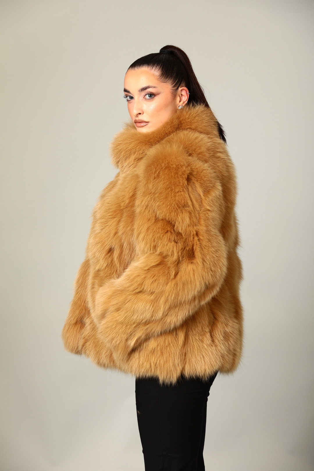 Beige Fox Fur Jacket Aphrodite
