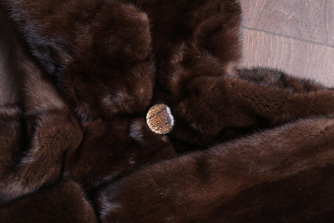 Dual Tone  Mink Fur Coat  Sizes M/L