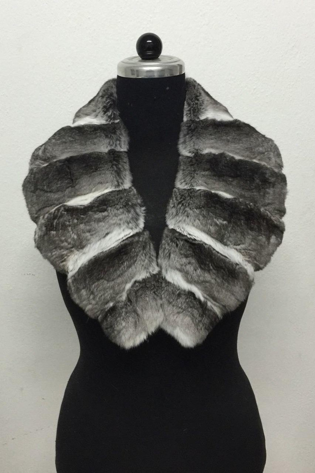 chinchilla fur collar