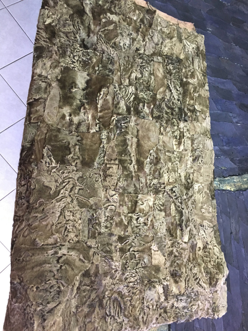 polish lamp brown Sectional Fur Plate