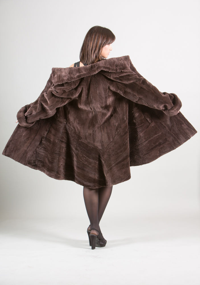 Sheared Brown Beaver Coat Swing Style | SKANDINAVIK FUR