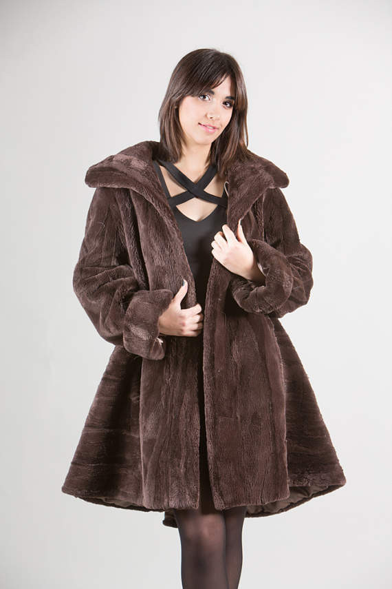 Sheared Brown Beaver Coat Swing Style | SKANDINAVIK FUR