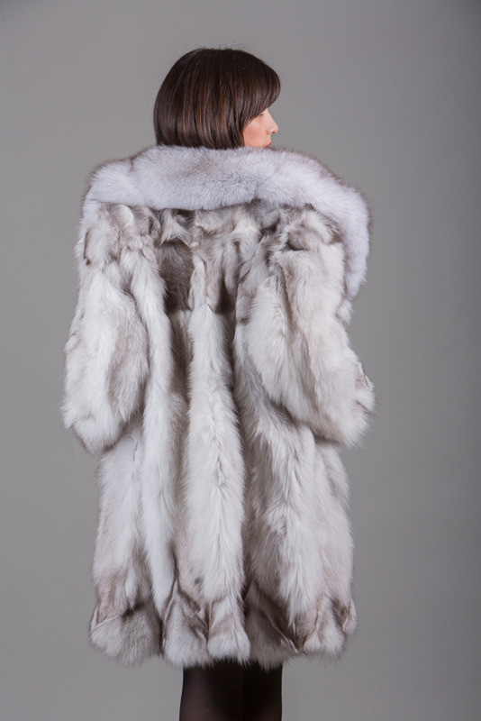 Blue Fox Fur Coat Knee Length | SKANDINAVIK FUR