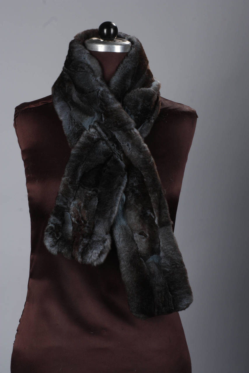 Red Rex Rabbit Fur Scarf | SKANDINAVIK FUR