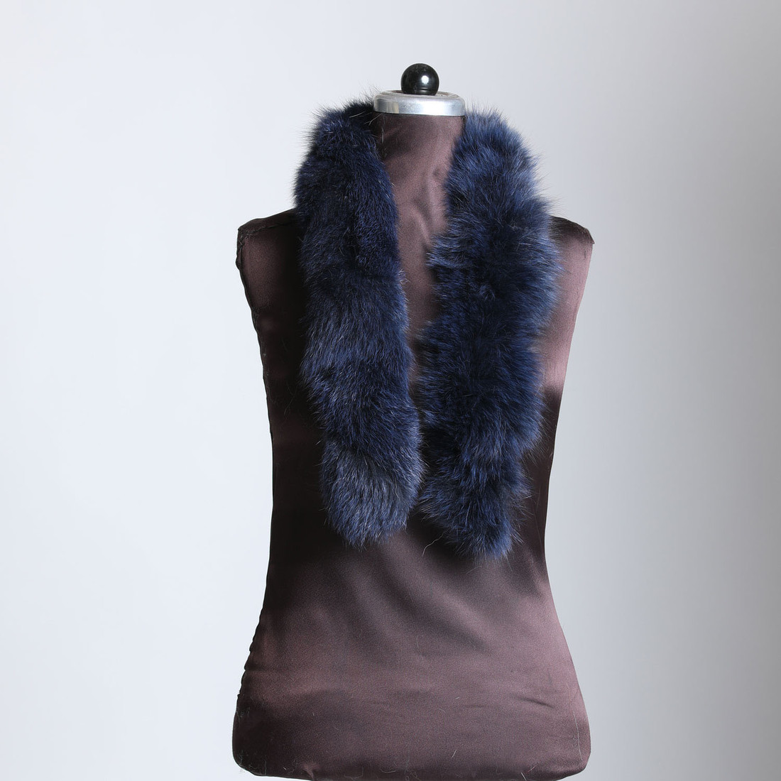 Discreet Blue Fox Trim