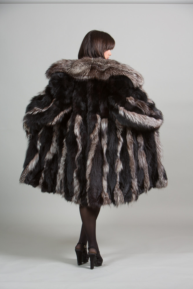 Women's Fox Fur Coats, Vests & Jackets | Skandinavik Fur