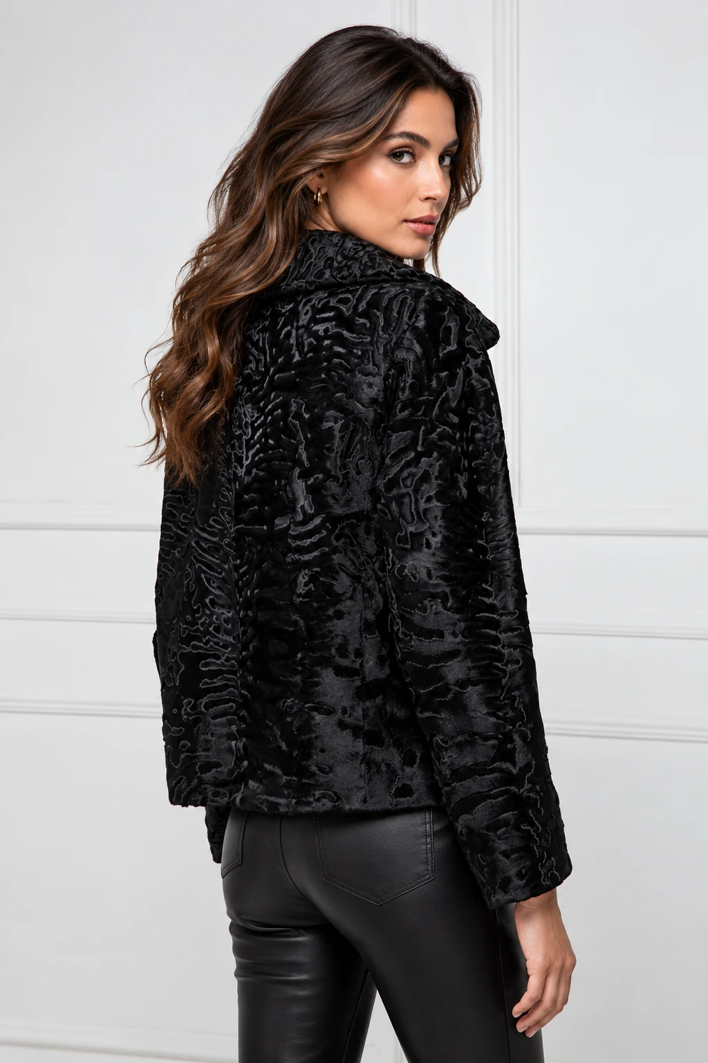 Black Broadtail Short Jacket Overlap Buttons