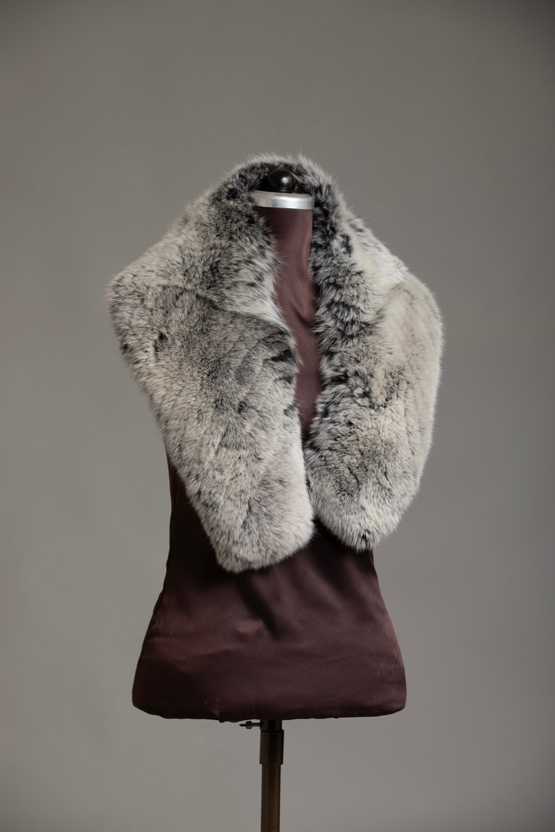 Snow Tap Fox Fur Collar  Snow Tap Fox Fur Collar