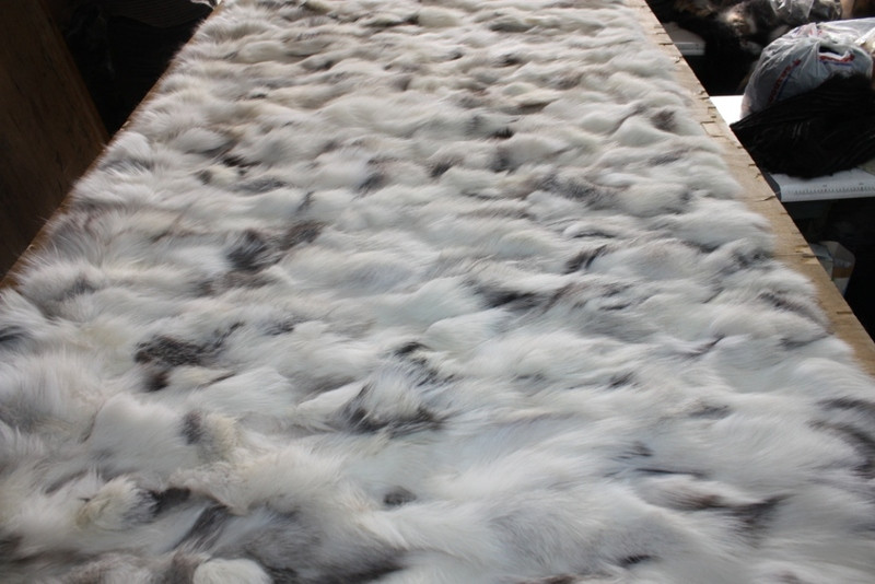 Platina  Fox Fur Plate