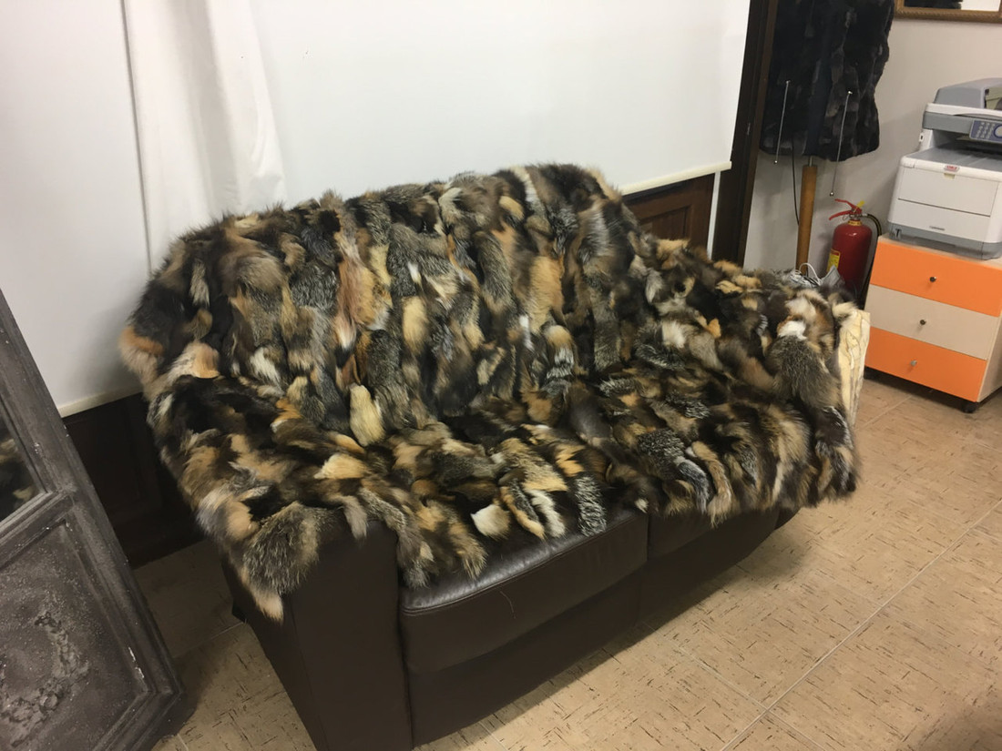 Multicolor Crystal Sectional Fox Fur Blanket