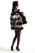 Short Sleeved Chinchilla Fur Coat With Snake Skin Short Sleeved Chinchilla Fur Coat With Snake Skin