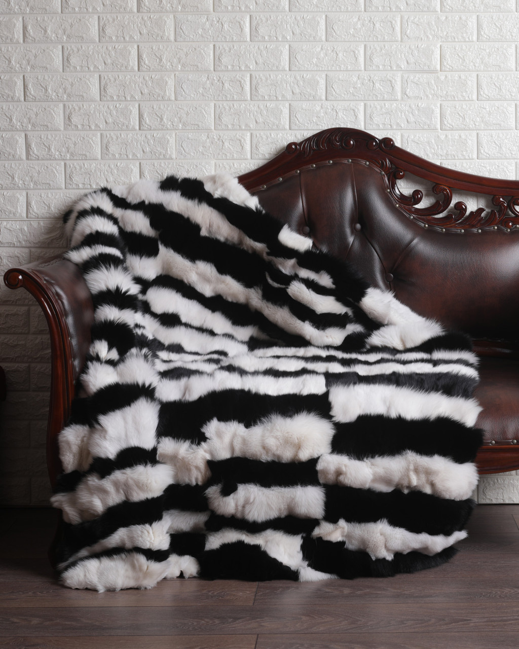 Black & White Fox Fur Throw SKANDINAVIK FUR
