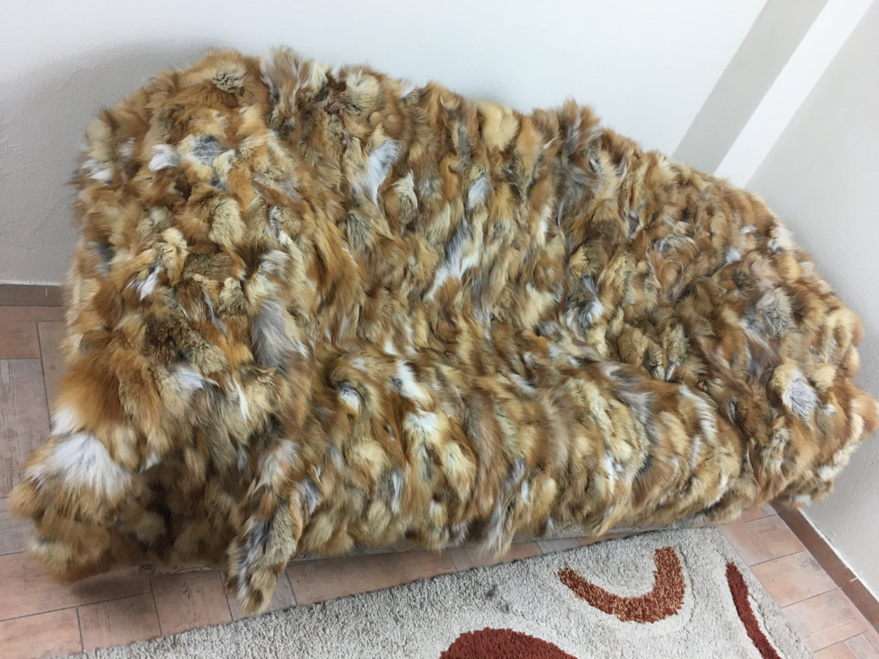 Red fox fur blanket/throw SKANDINAVIK FUR