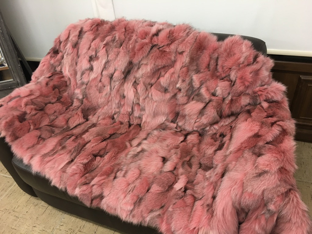 pink fox blanket