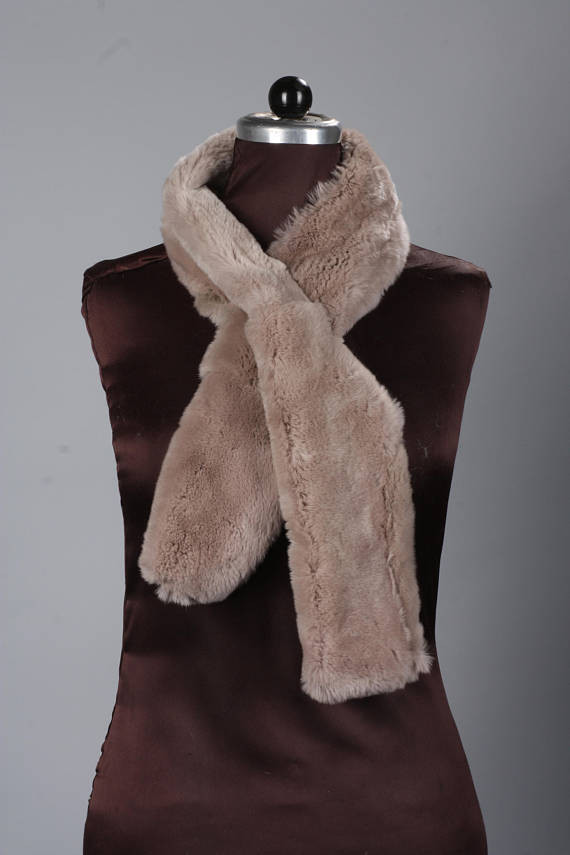 Beige Rex Rabbit Fur Scarf | SKANDINAVIK FUR