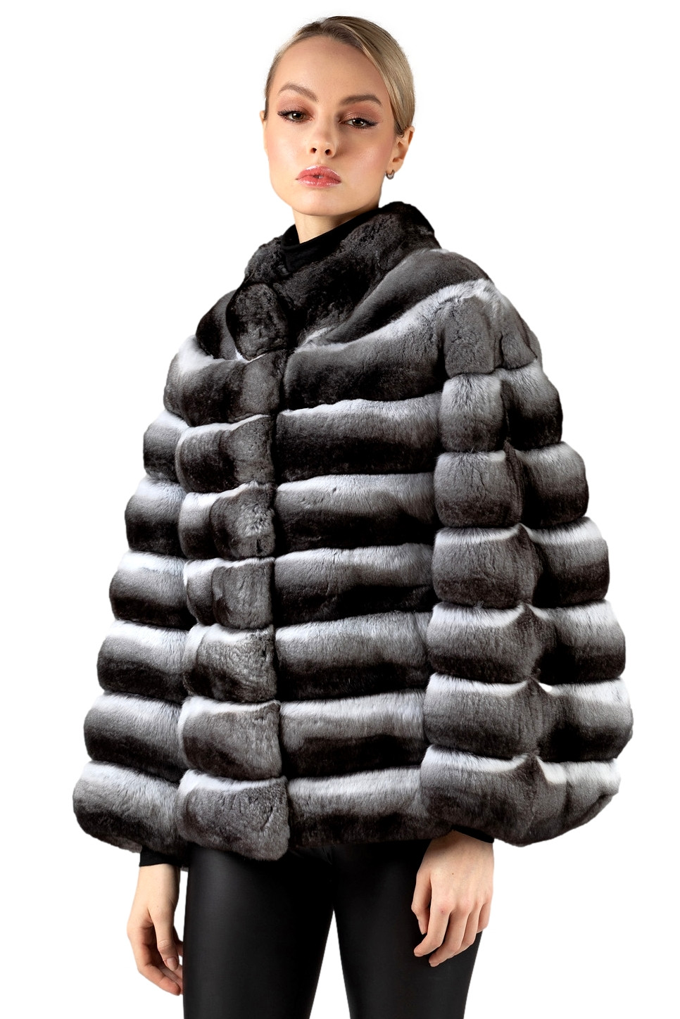 Chinchilla fur coat with low cut collar| SKANDINAVIK FUR