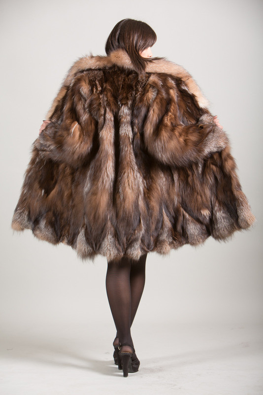 Crystal Fox Fur Coat | SKANDINAVIK FUR