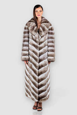 Long beige chinchilla fur coat | SKANDINAVIK FUR
