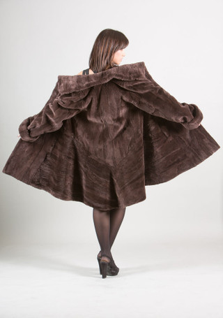 Sheared Brown Beaver Coat Swing Style | SKANDINAVIK FUR