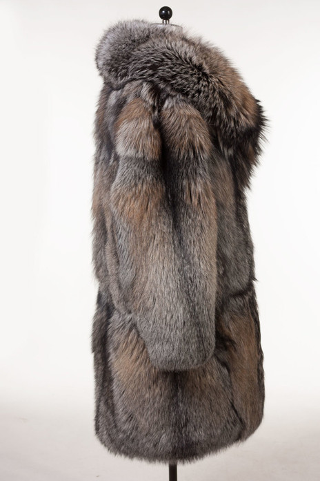 Cross Fox Mens Fur Coat | SKANDINAVIK FUR