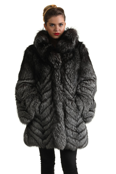 silver fox fur coat hip length fully let out v shape stitching silver fox fur coat hip length fully let out v shape stitching