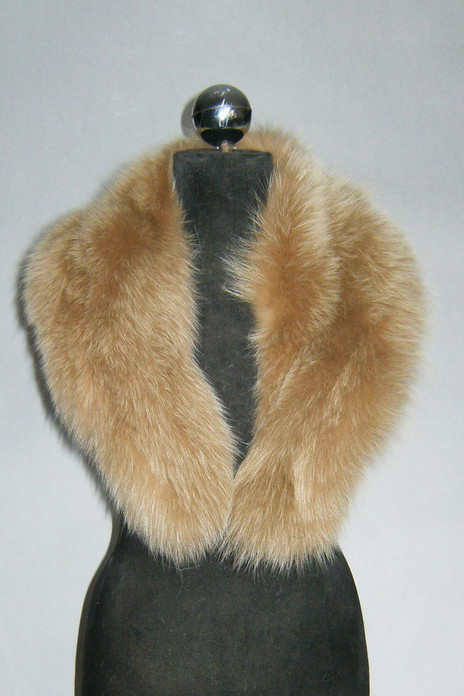 beige fox fur shawl collar