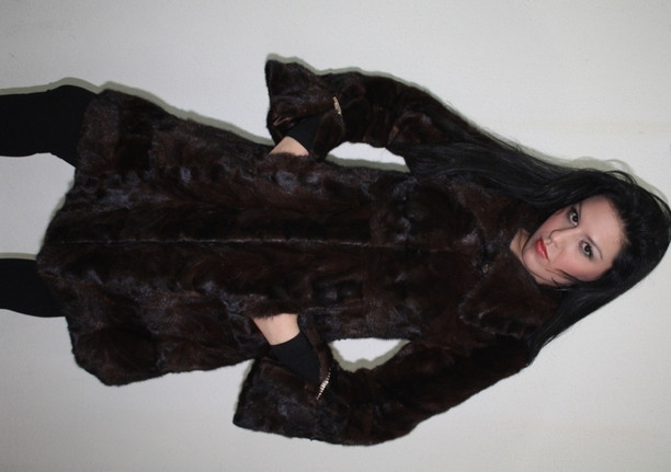 Brown Mink Fur Coat Knee Length | SKANDINAVIK FUR