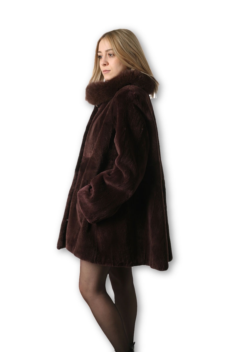 Purple Beaver Fur Coat Fox Collar | SKANDINAVIK FUR