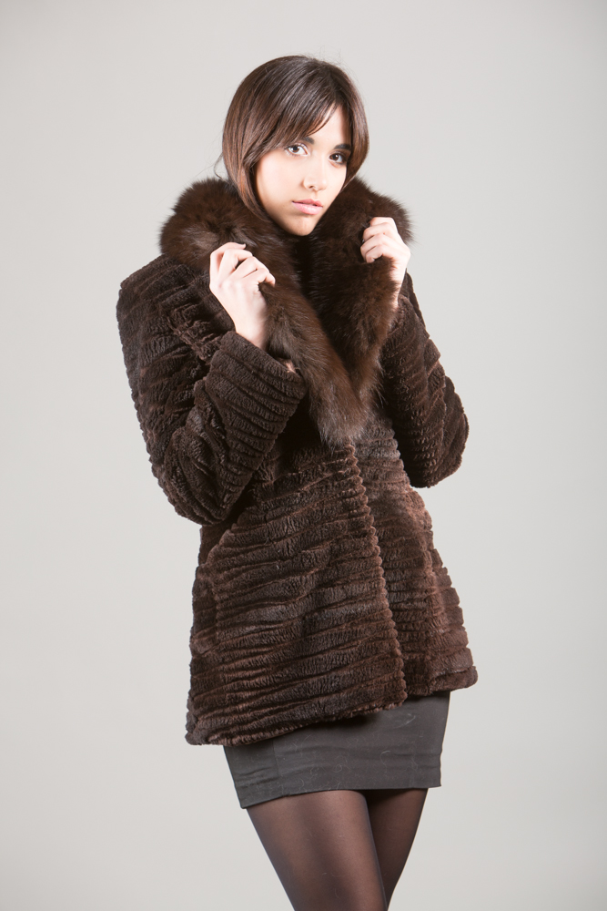 極美品♡VOAAOV BEAVER Stand Collar Long Coat Sheared Beaver Coat with Mink Collar & Hem- Size L – VintageFurs