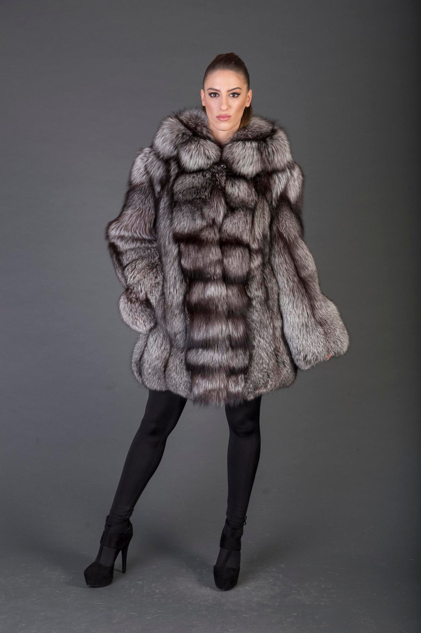 【シルバーFOX】スカンジナビア製シルバーFOXスキンオンスキンFURコート Silver Fox Fur Coat Hooded Rihanna | SKANDINAVIK FUR