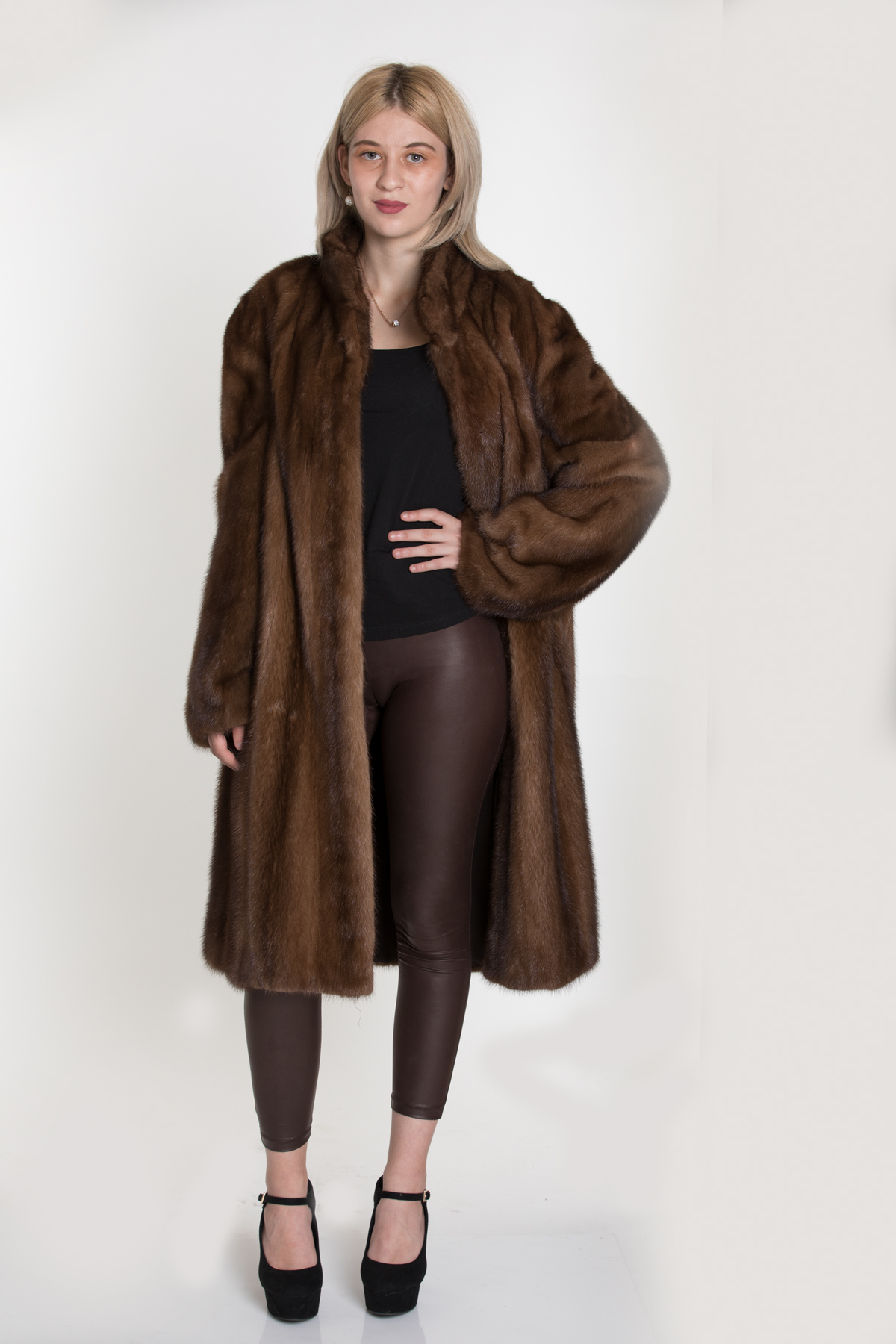 Dark brown mink fur coat - partly pelts across