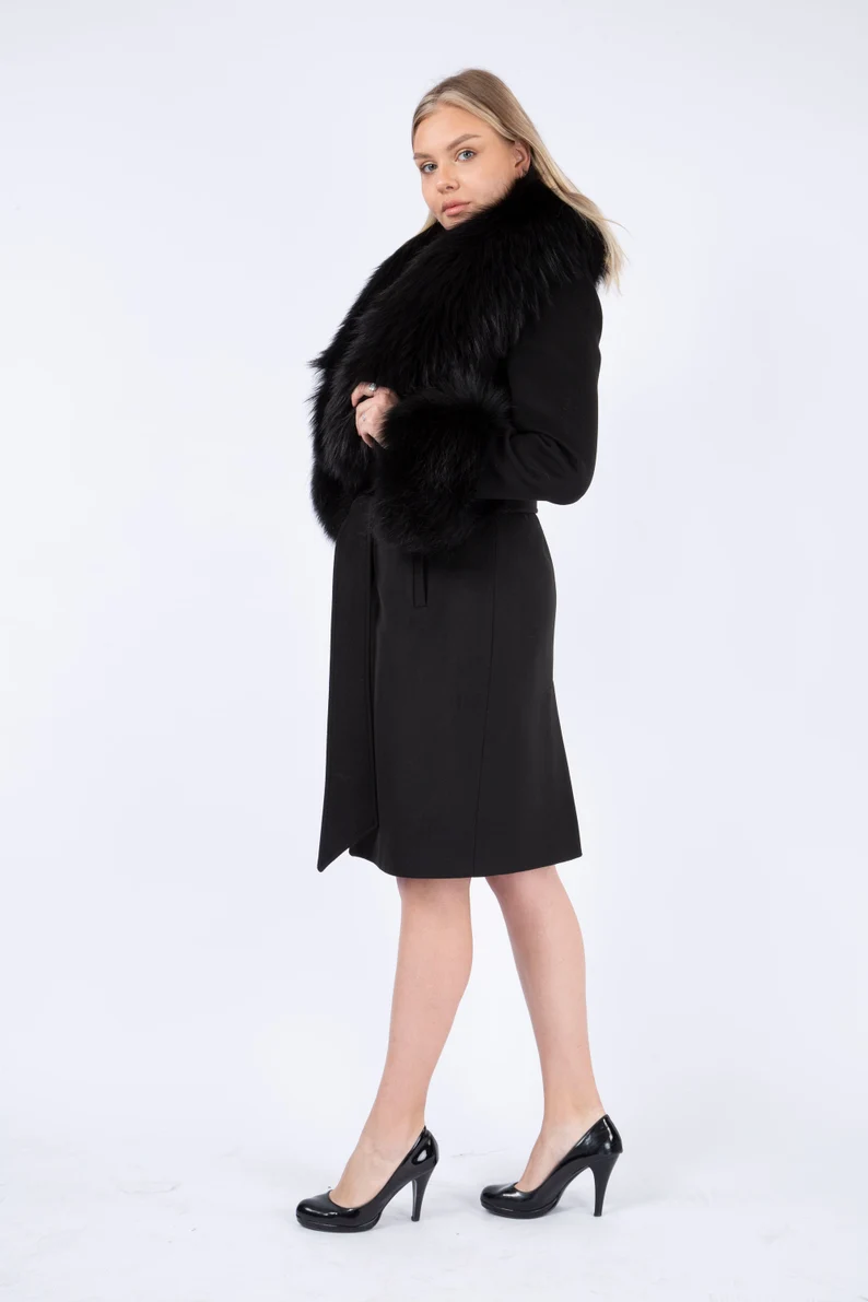 Black Cashmere Wool Coat with Detachable Fox Collar and Cuffs