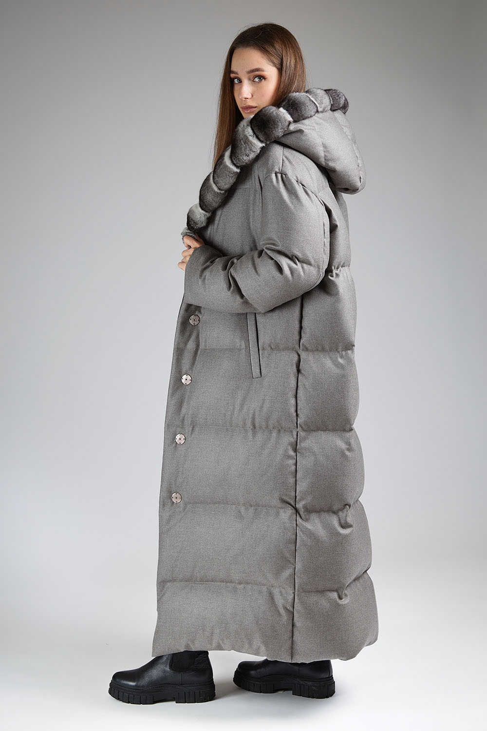 Long Hooded Down Coat with chinchilla fur trim | SKANDINAVIK FUR