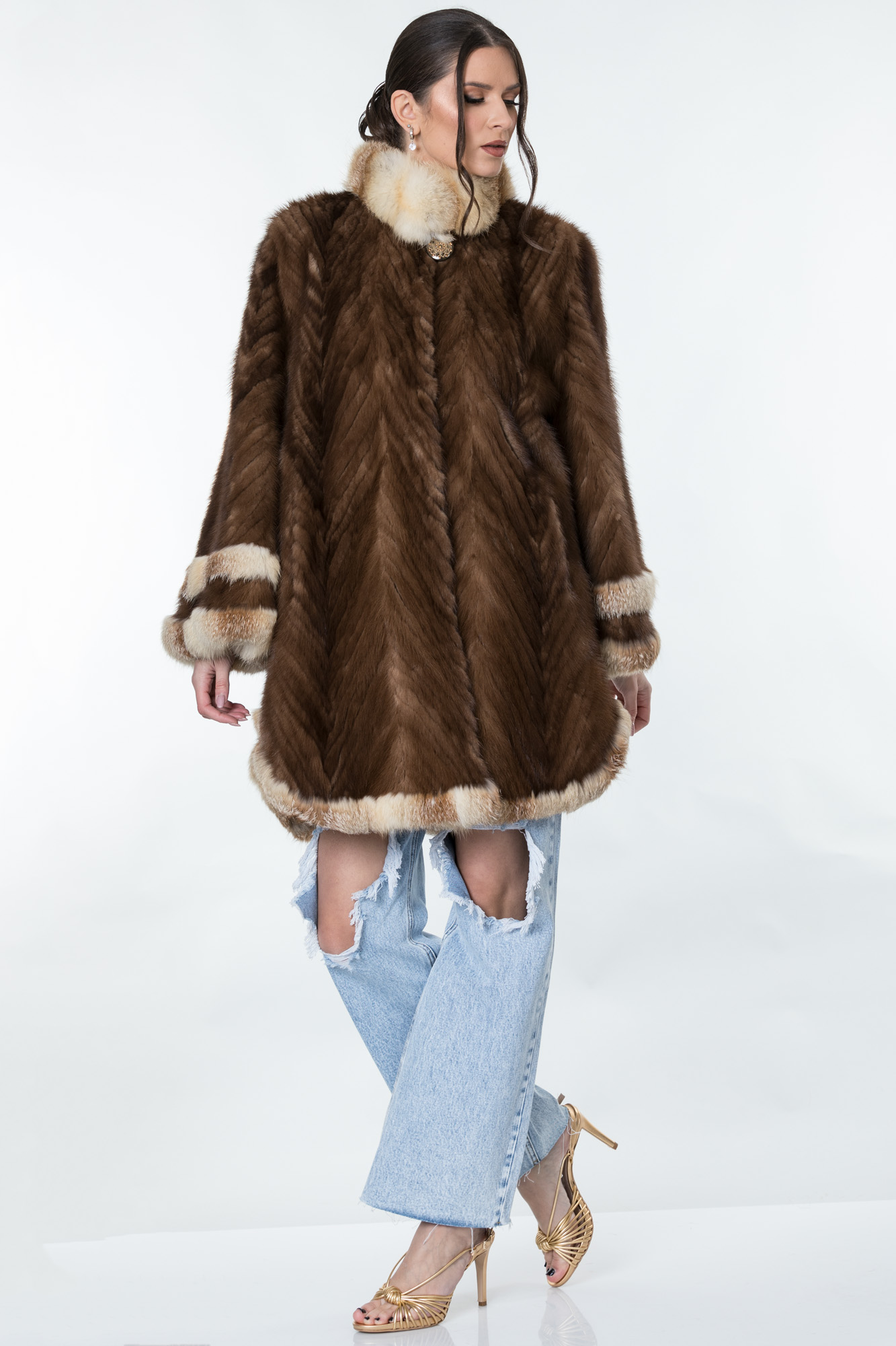 Brown mink fur coat with fox trim | SKANDINAVIK FUR