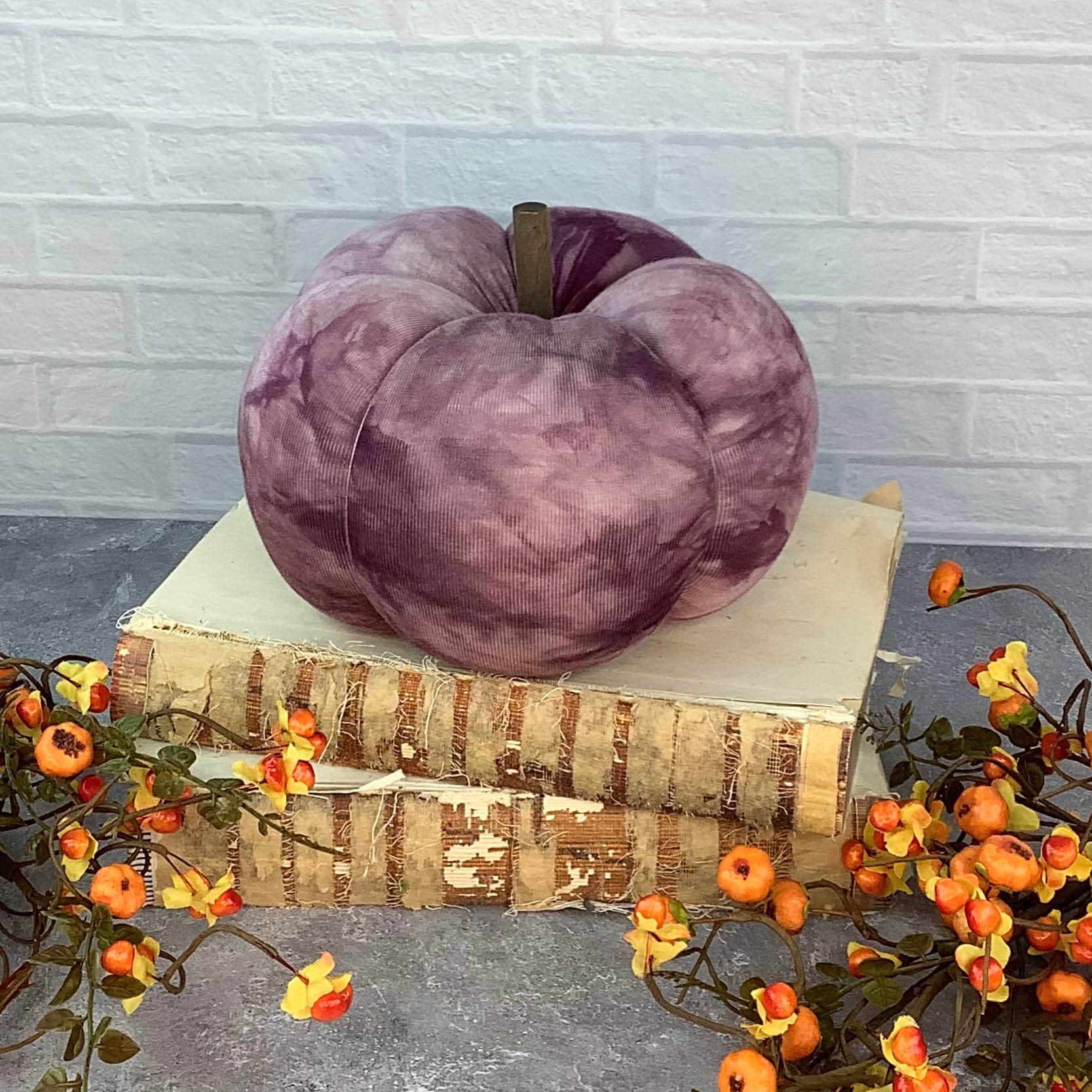 F22163-Large Purple Tie Dye Pumpkin